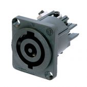 Neutrik Chassis-output 32A